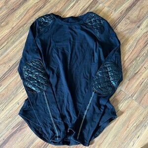 Lulu lemon longsleeve black quilted